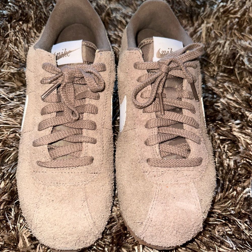 Nike Cortez Vintage Suede women’s shoes size 9 - Picture 2 of 6